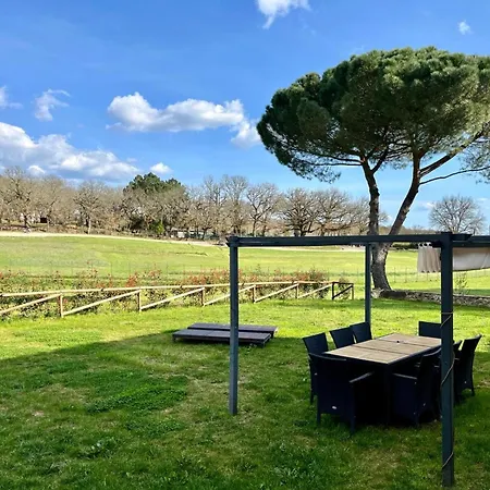 Casale Collecchio Διαμέρισμα